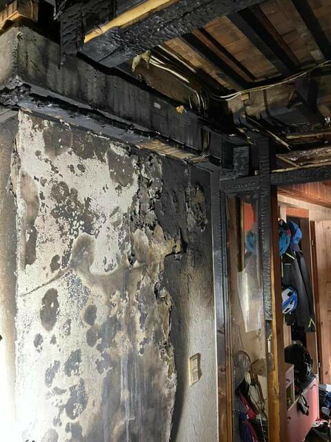 Einsatzkräfte von Rettungsdienst, Feuerwehr und Polizei rückten am Dienstag zu einem Wohnhausbrand in die Bergstraße in Weilerbach aus | Foto: Freiwillige Feuerwehr Weilerbach