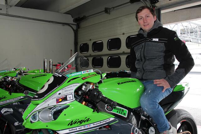 Auch 2022 fährt Jan Bühn eine Kawasaki (Foto Michael Sonnick)