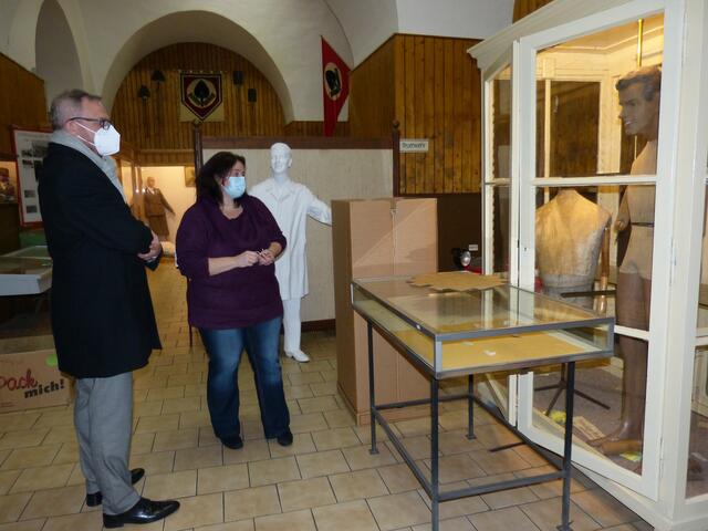 Bürgermeister Marcus Schaile zu Besuch im Stadt- und Festungsmuseum Germersheim