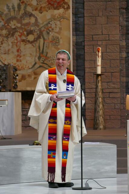 Katholischer Pfarrer Alexander Hafner