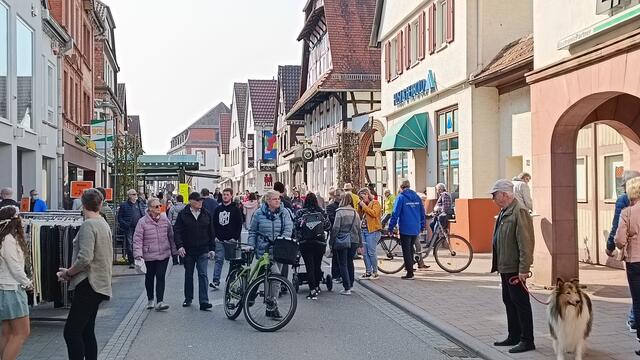 Verkaufsoffener Sonntag in Kandel | Foto: Heike Schwitalla