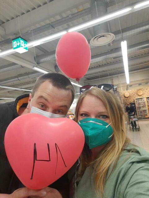 Haben sich da viellicht schon zwei einsame Herzen gefunden? Single Shopping bei "Edeka Striegler"... | Foto: privat