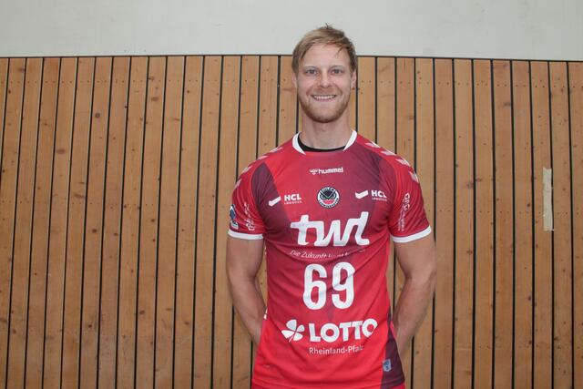 Kreisläufer Christian Klimek erzielte vier Eulen-Tore (Foto Michael Sonnick)