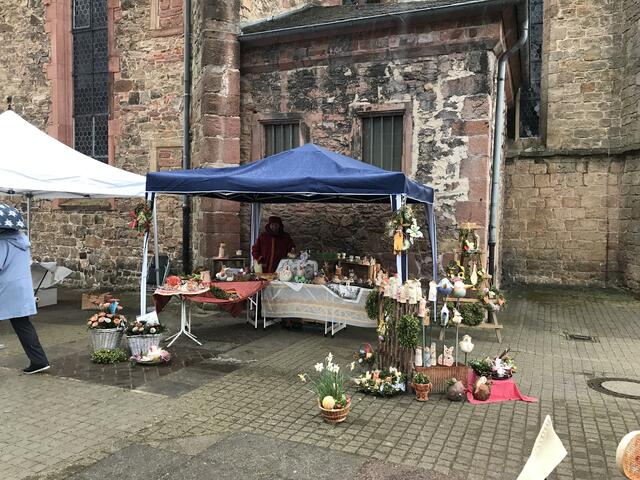 Farbtupfer kunstvolle Keramik