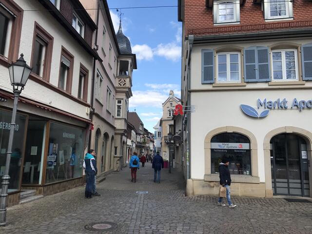 Die Wolken haben sich verzogen am späten Sonntagnachmittag