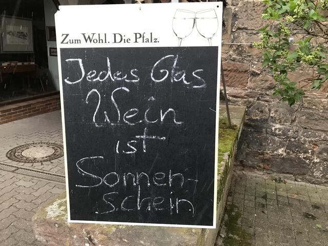 Das mit dem Sonnenschein hat am 1. April zum Hameckermarkt nicht geklappt
