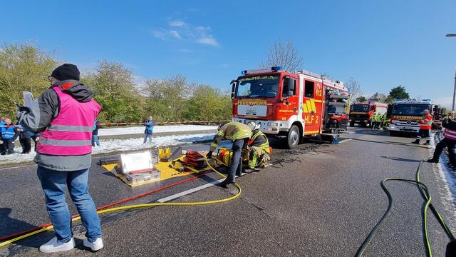 Hier wird das Material aufgebaut | Foto: bas