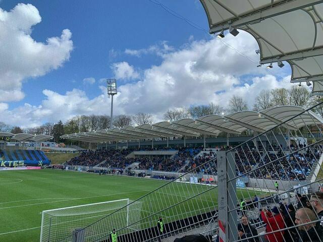 Der SV Waldhof Mannheim holte im Saarbrücker Ludwigspark einen Punkt (Foto Michael Sonnick)