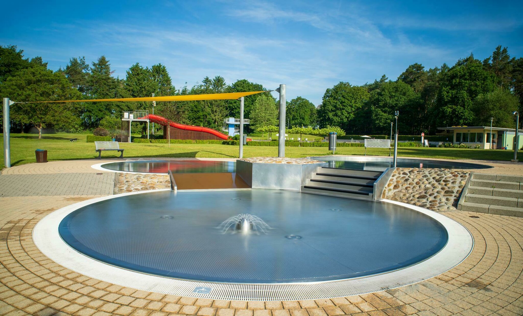 Waldfwarmfreibad Bruchmühlbach-Miesau: Freier Eintritt zum Saisonstart ...