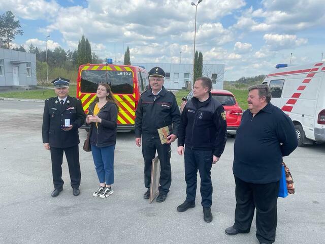 Übergabe | Foto: Feuerwehr