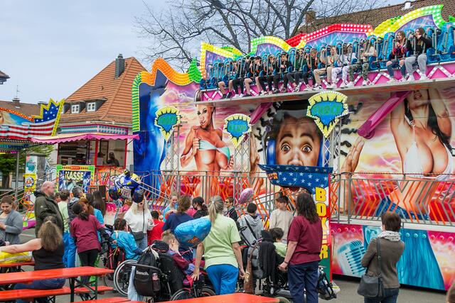 Nach zweijähriger Pause können sich Alt und Jung endlich wieder auf dem Maimarkt vergnügen | Foto: Frank Schäfer