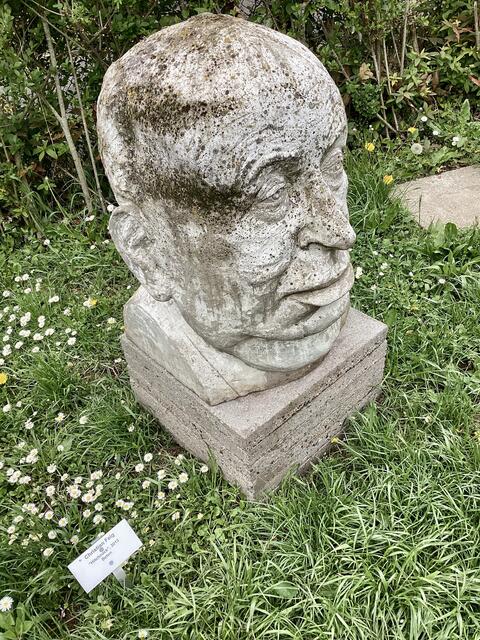 Christian Feig, Landau
Hitchcock“, 2013, Beton | Foto: ©Z.Haggag