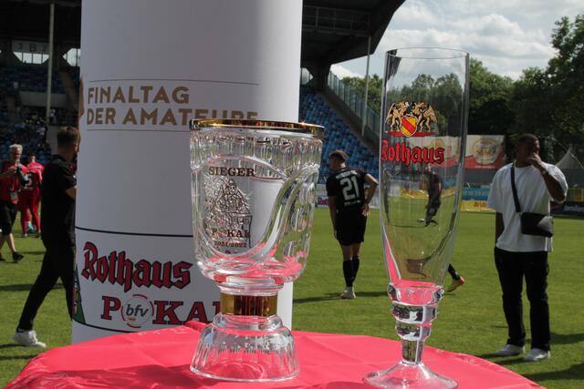 In Mannheim fand das Endspiel vom badischen Verbandspokal-Finale um den bfv-Rothaus-Pokal statt (Foto Michael Sonnick)