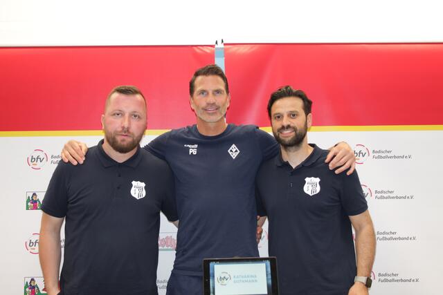 Die drei Trainer vom Finale nach der Pressekonferenz (Foto Michael Sonnick)