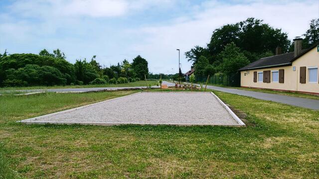 Der neue Bouleplatz wird schon fleißig genutzt | Foto: Heike Schwitalla