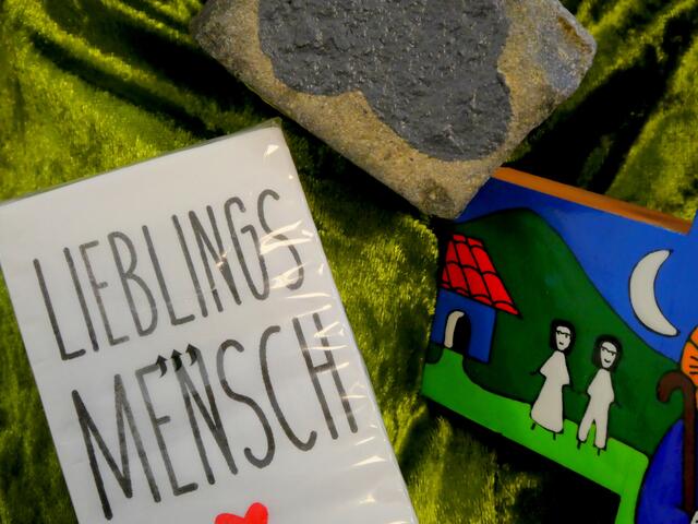 Die Koffer enthalten eine Fülle von Ideen, Kinder und Jugendliche zu begleiten, deren "Lieblingsmensch" gestorben ist. | Foto: Sabine Nauland-Bundus