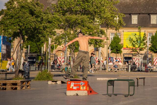 Skaten am Alten Messplatz | Foto: Roland Kohls