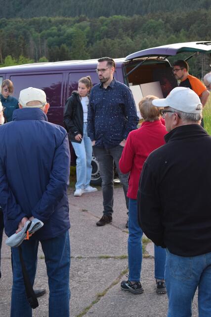 Christian Mücksch von der Uni Kaiserslautern informiert über Astronomie | Foto: B. Bender