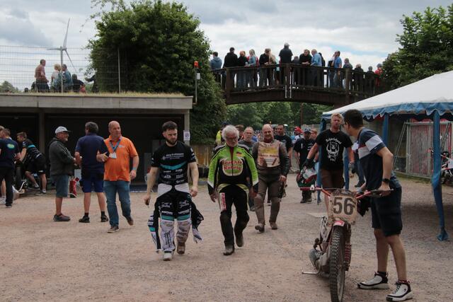 Warten, bis es weiter geht | Foto: Franz Walter Mappes