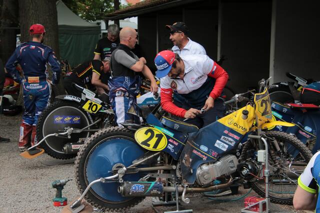 Impressionen aus dem Fahrerlager | Foto: Franz Walter Mappes