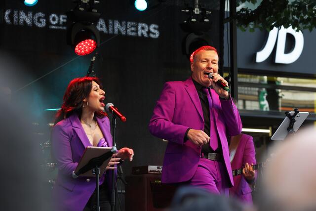 Die Schlagerpiraten sorgten auf der Feuerio-Bühne für Stimmung. | Foto: Christian Gaier