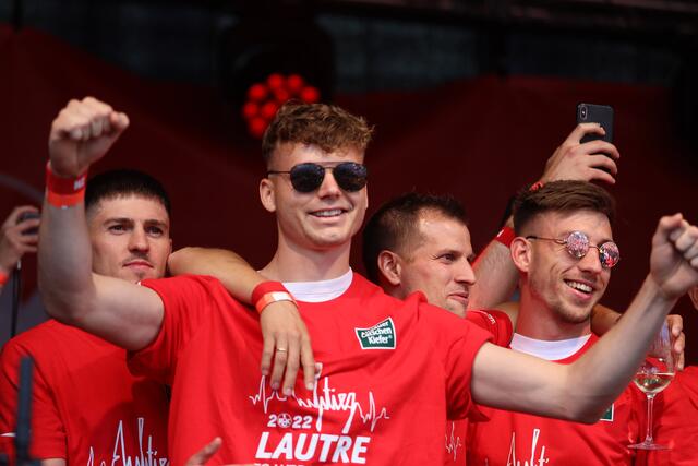 Philipp Hercher verlängert Vertrag beim FCK | Foto: Jens Vollmer