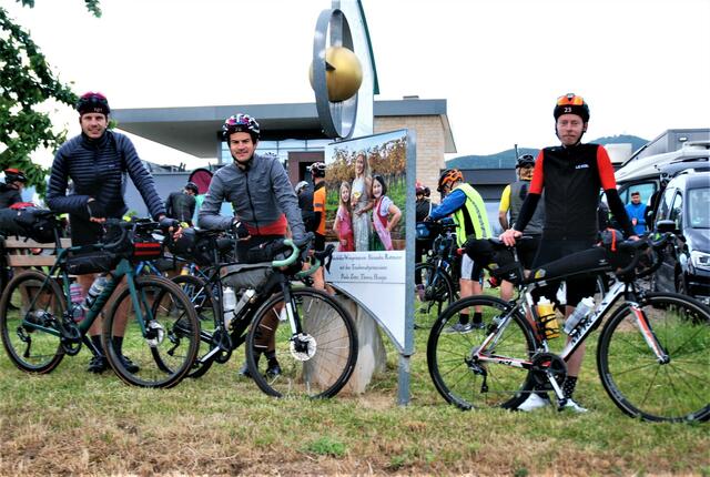 Start am MIttelpunkt der Deutschen Weinstraße | Foto: Markus Pacher