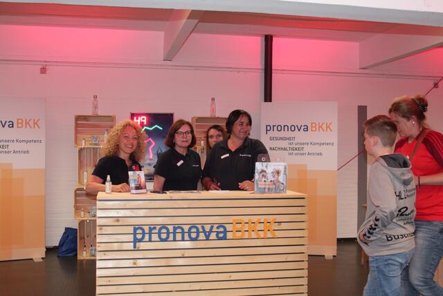 Der Stand von der pronova BKK (Foto Michael Sonnick)