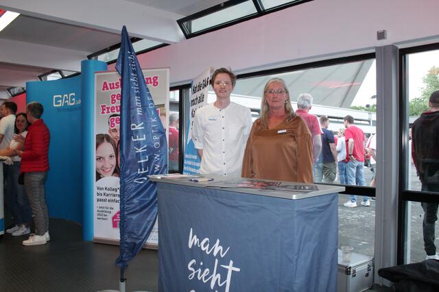 Der Stand von Optik Delker (Foto Michael Sonnick)