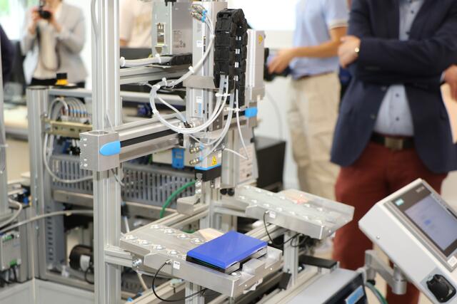 Feierliche Eröffnung der Smartfactory in Wörth | Foto: Heike Schwitalla