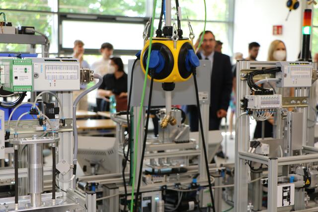 Feierliche Eröffnung der Smartfactory in Wörth | Foto: Heike Schwitalla