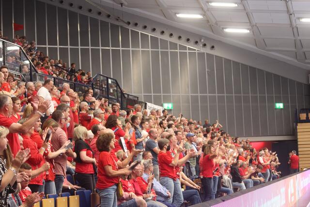 Auch Oberbürgermeisterin Jutta Steinruck fiebert mit | Foto: Basaric-Steinhübl