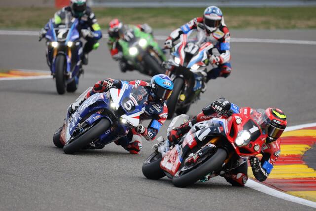 Das 24-Stunden-Rennen in Spa/Belgien war zu Beginn sehr spannend (Foto Hartmut Reuschel / moto-foto)