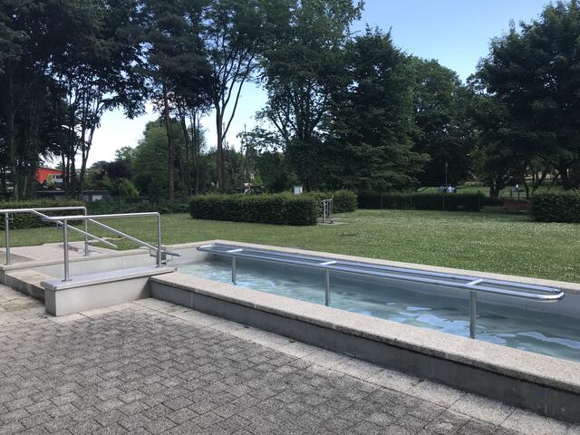 Wassertreten im Kurpark | Foto: B. Bender