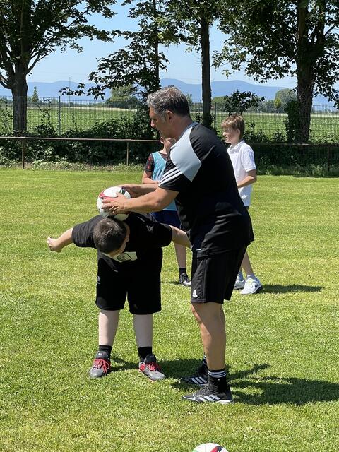 Hier muss der Ball liegen bleiben.