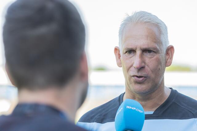 Waldhof-Cheftrainer Christian Neidhart im Interview. | Foto: Christian Gaier