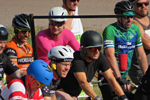 Das Schoppeglas muss mit :-) | Foto: Brigitte Melder