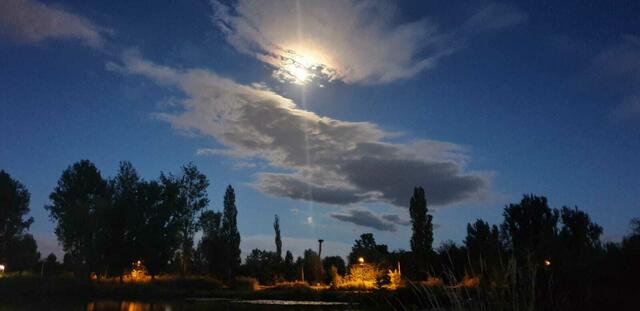 Vollmond am See | Foto: Mond