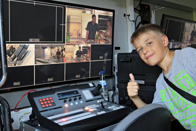 Im Promowagen muss man ganz schön auf Zack sein | Foto: Brigitte Melder