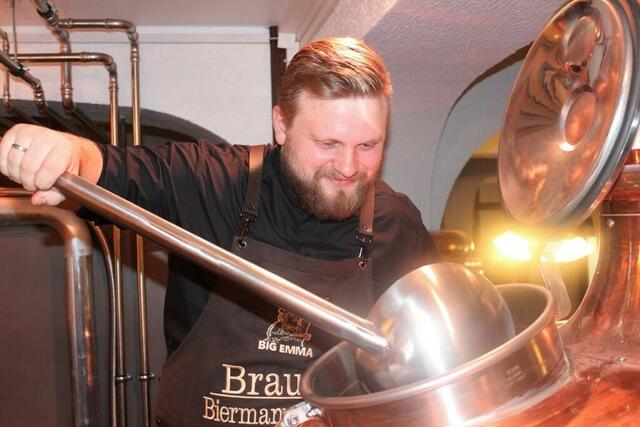 Braumeister Christian Koch ist ein exzellenter Fachmann, der sein Hobby zum Beruf gemacht hat | Foto: Big Emma