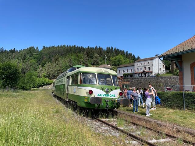 Ein abwechslungsreiches Programm wurde durch die französischen Gastgeber zusammengestellt. Von einer touristischen Bahnfahrt bis zum Besuch einer Käserei, wurde einiges an 2 Tagen geboten | Foto: Stadt Annweiler