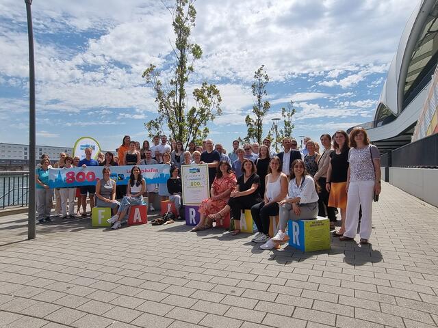 Große Freude über die Auszeichnung als 800. Fairtrade-Town bei allen Beteiligten  Foto: Basaric-Steinhübl | Foto: Basaric-Steinhübl