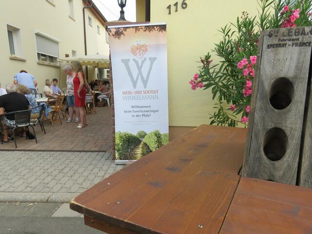 Blick ins Weingut Winkelmann | Foto: Gerhard Syring-Lingenfelder