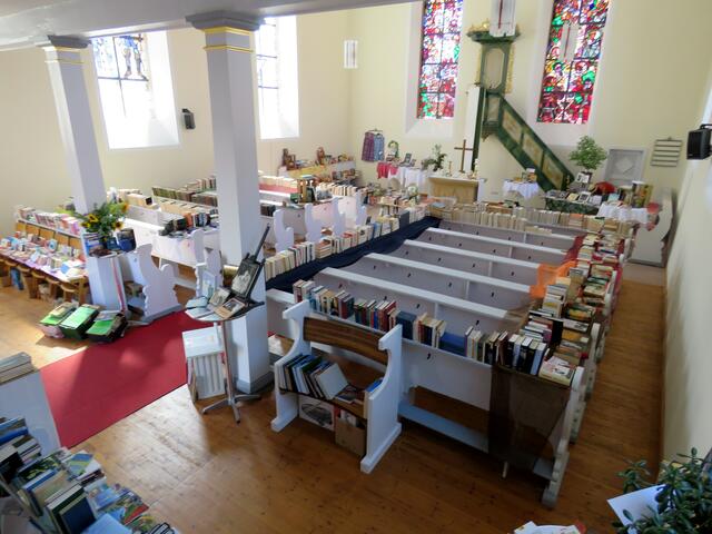Eine Kirche voller Bücher | Foto: Gerhard Syring-Lingenfelder