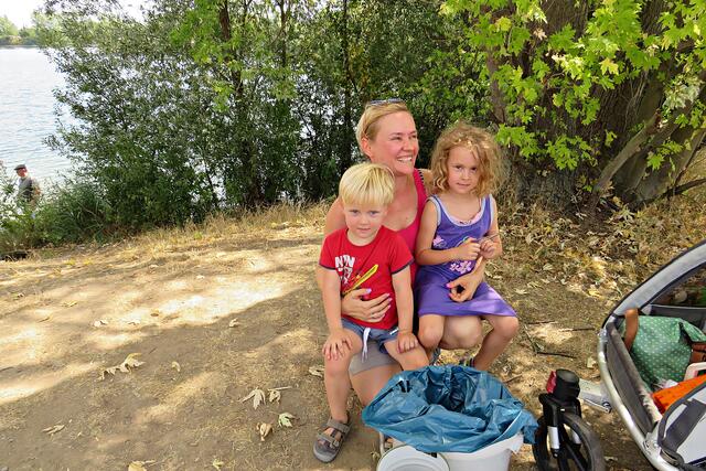 Familie Pusta mit den jüngsten Helfern | Foto: Brigitte Melder