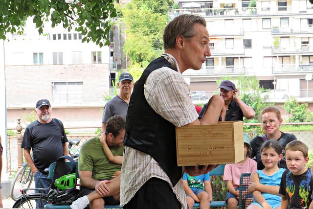 Die Kiste ist recht klein | Foto: Brigitte Melder