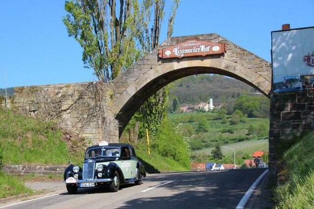 Oldtimerparade entlang der Weinstraße am 2. Septemberwochenende  | Foto: Heidlauf