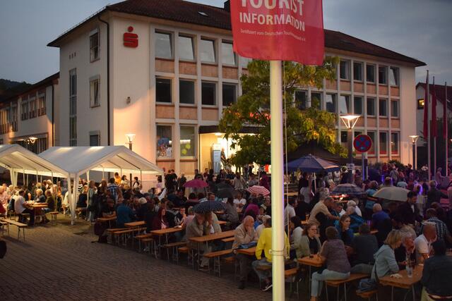 Ungetrübte Feierlaune | Foto: Bender