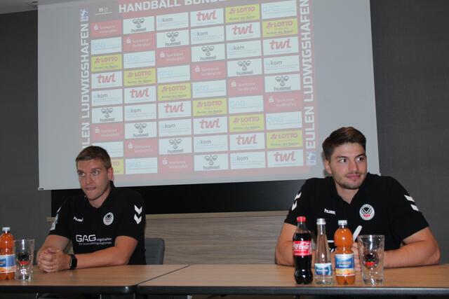 Eulen-Trainer Michel Abt (links) und Eulen-Kapitän Maximilian Haider (Foto Michael Sonnick)