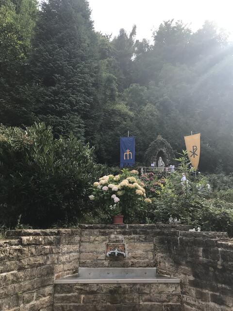  Quelle Kaltenbrunn mit ihrer Marienstatue | Foto: B. Bender